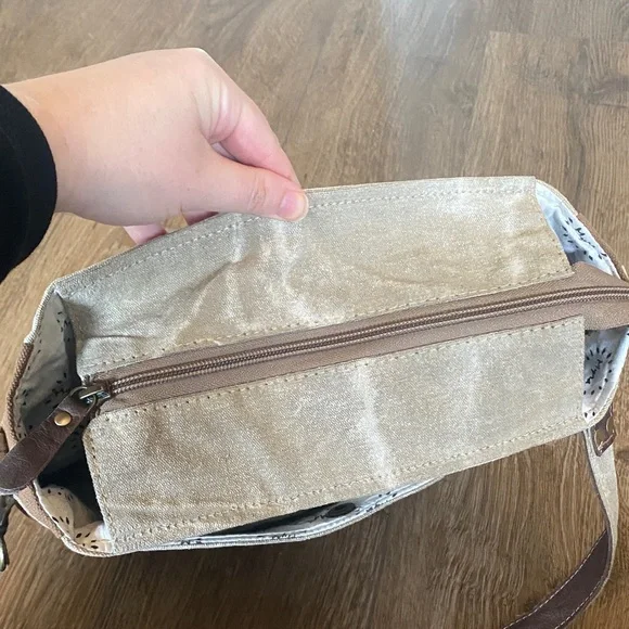 Myra Bag Western Leather Shoulder Bag  Canvas Crossbody Bag - Picture 11 of 15